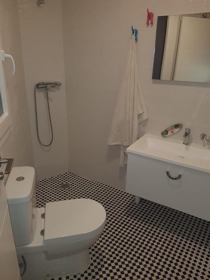Piso De Lujo En La Playa De Un Pueblo De Granada Con Piscina Infiniti, Yacuzzi En La Piscina, Tumbonas Privadas Y Mucho Mas Melicena Exterior foto